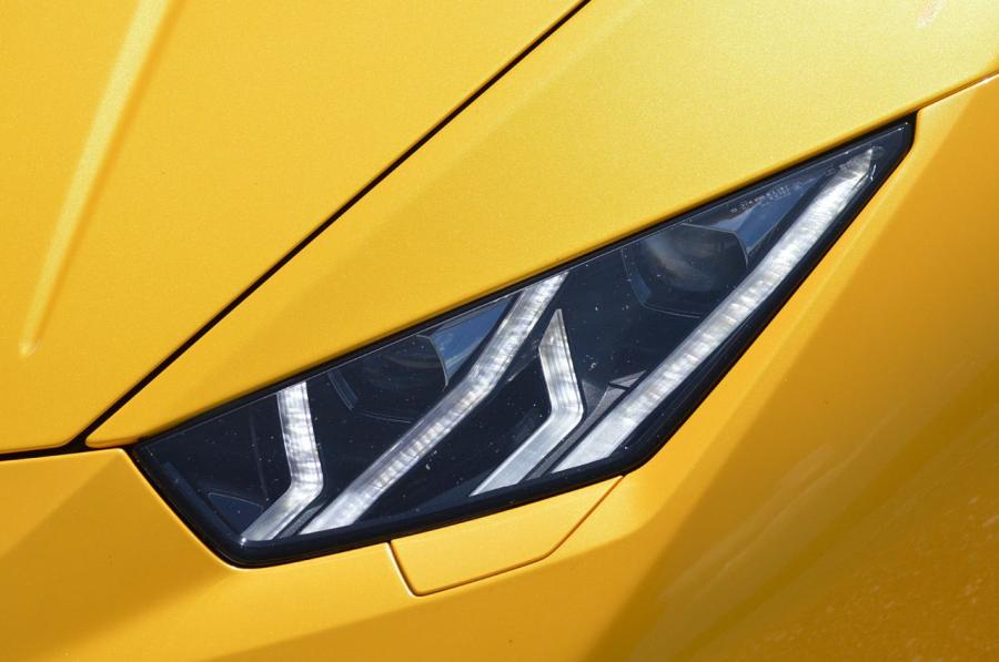 Детали экстерьера Lamborghini Huracan LP610-4 2014 года  (WW) (фото 46 из 153)
